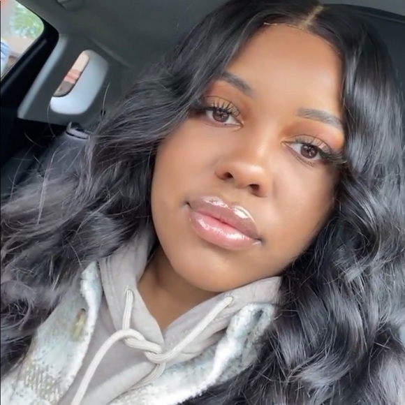 Meet your Posher, Lanise - Picture 1 of 1